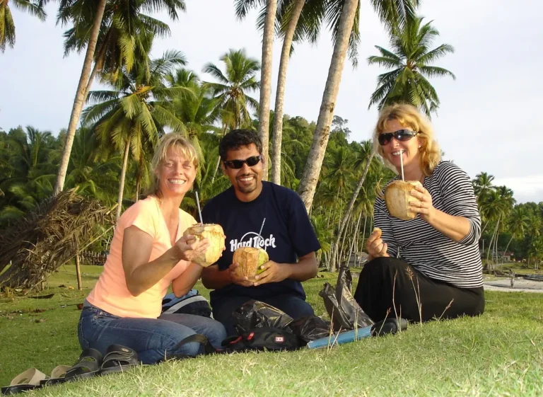 1_zu2V1fE4FLyRCNQsO-g18A